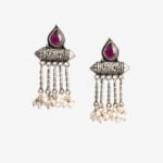 Red stone drop with vertical pearl drop