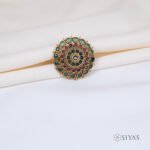 Classic green and red stones